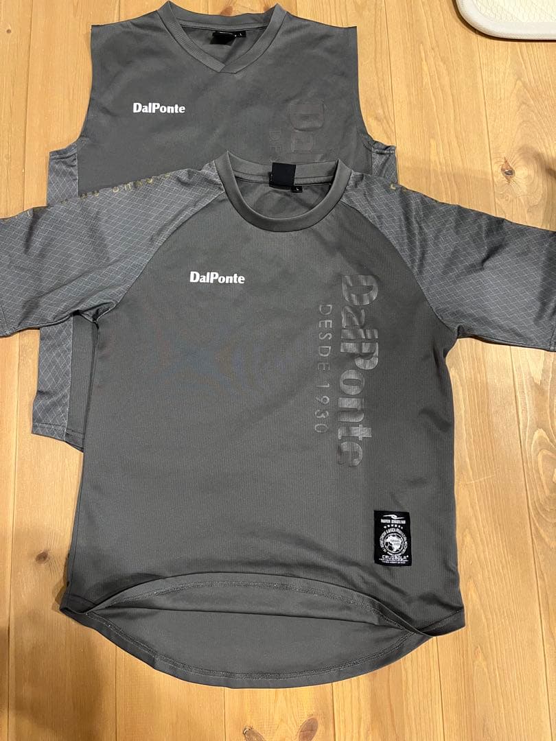 【美品】DalPonte サッカーウェア セットアップ グレー　4点
