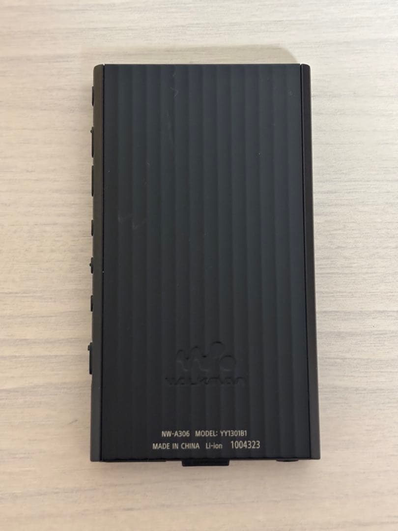 SONY ウォークマン NW-A306 純正ケース付き