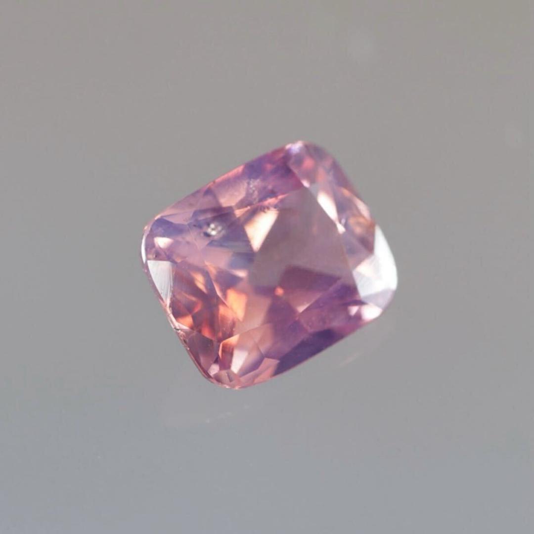 ★可愛い★天然シルキーパパラチアサファイアルース０．６１７ctソーティング付き