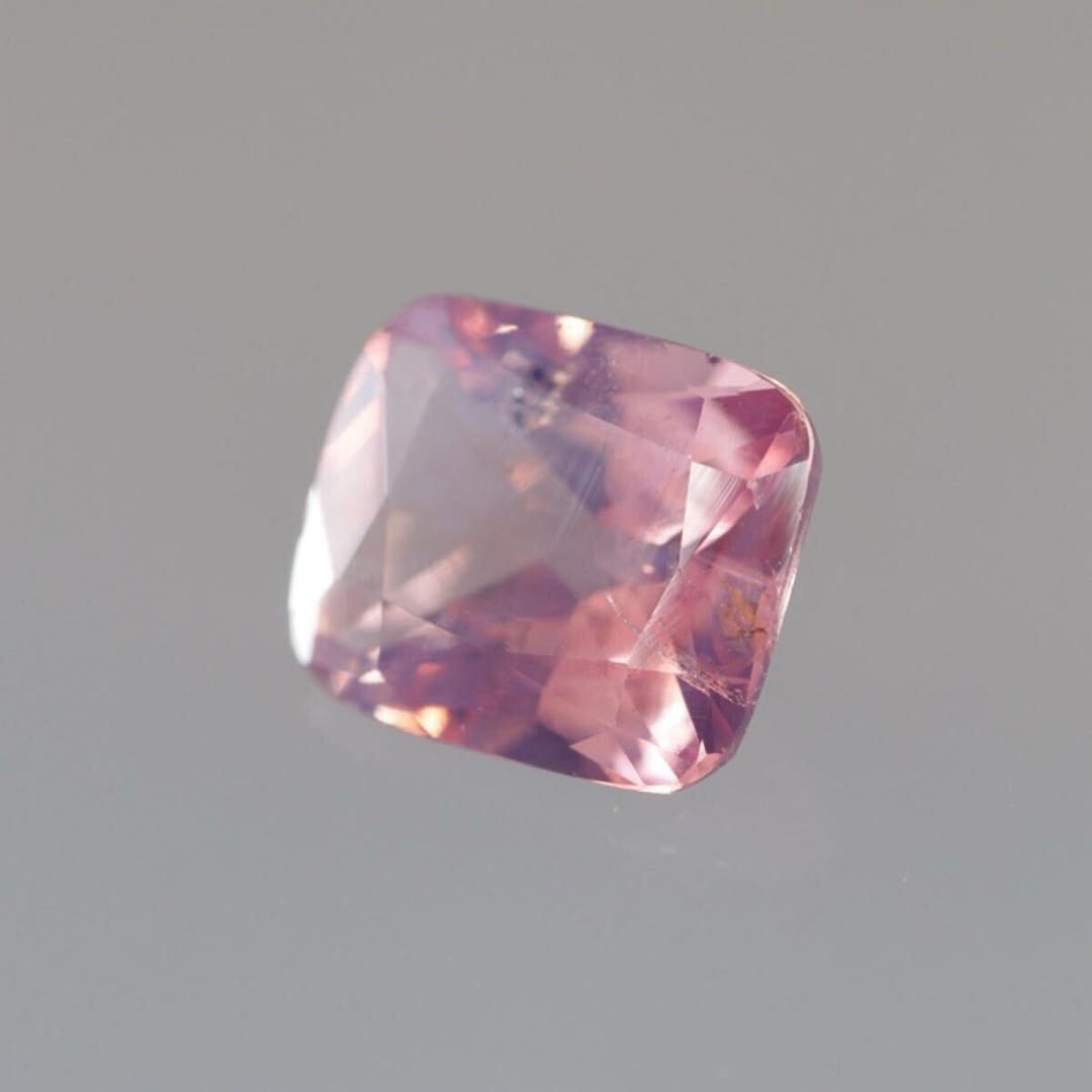 ★可愛い★天然シルキーパパラチアサファイアルース０．６１７ctソーティング付き