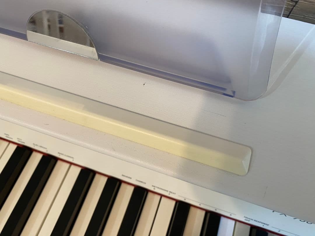 CASIO PX-750 ホワイト電子ピアノ(送料込み)