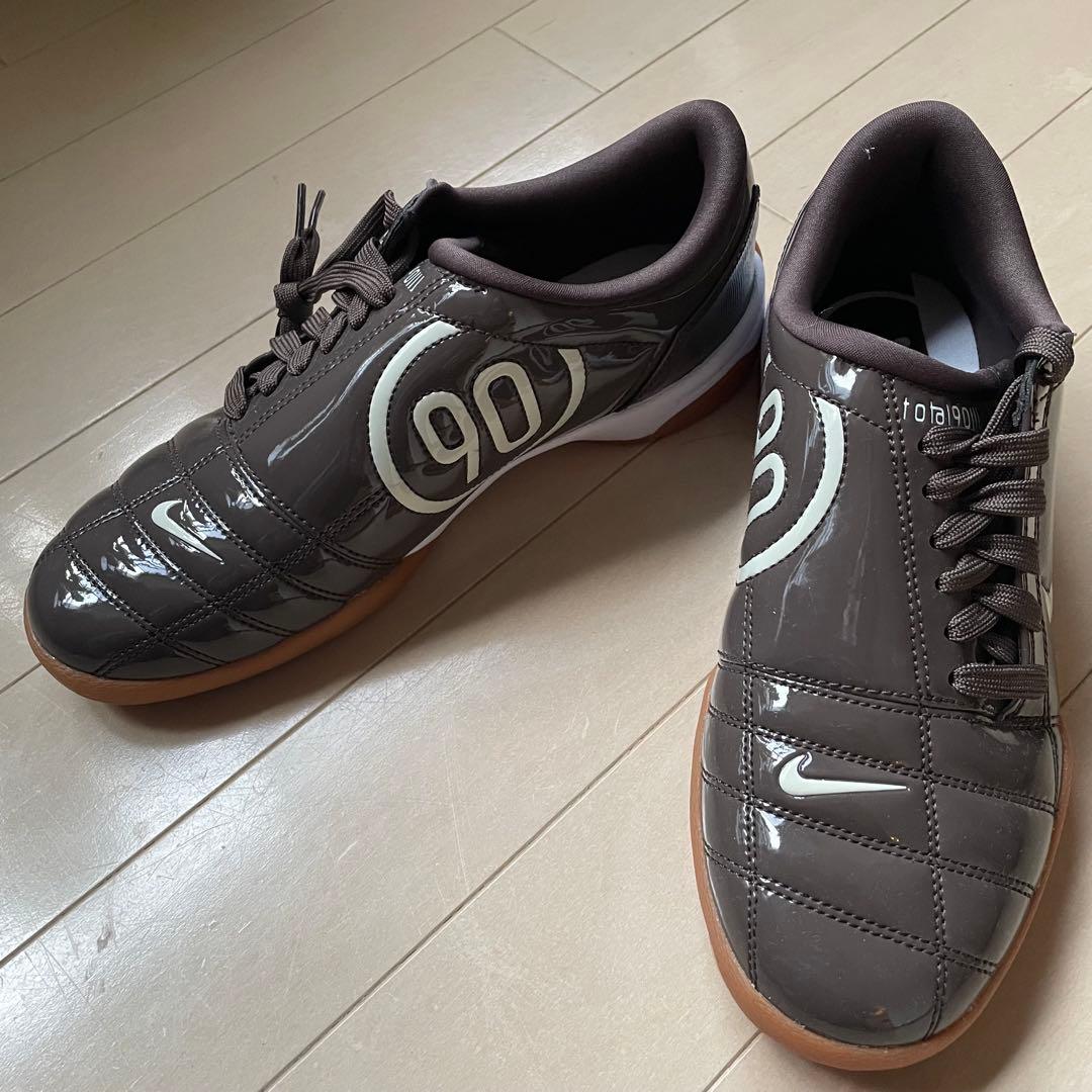 ナイキ トータル90 total90iii アメリカ ブラウン