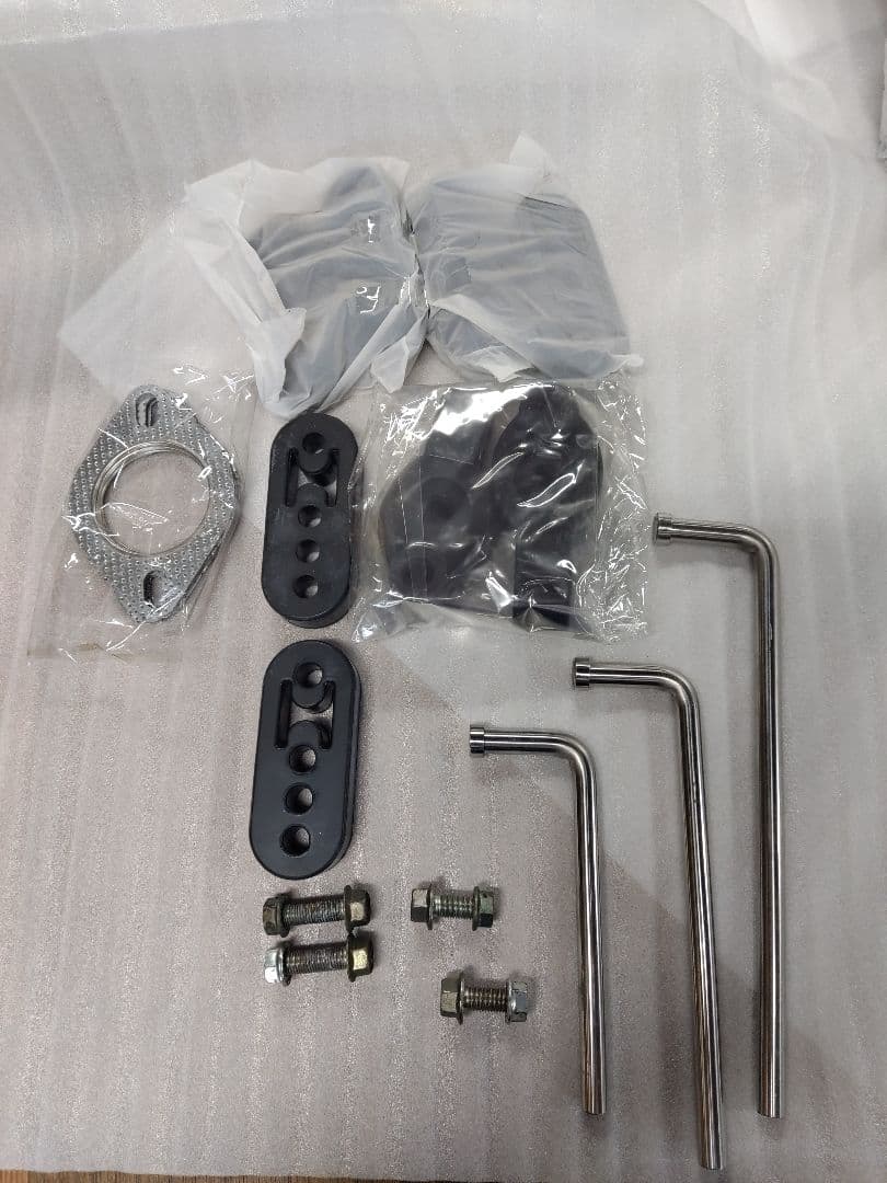 今月限定値下げ　エクストレイルDNT31 4本出しマフラー