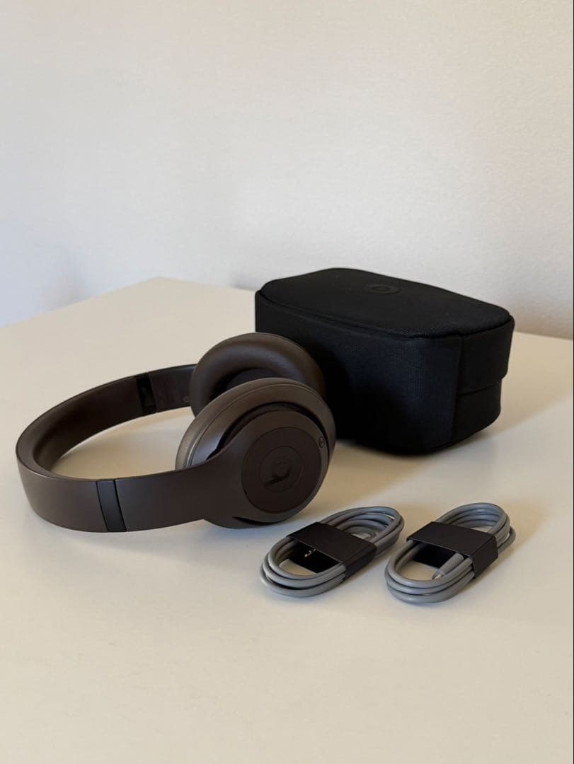 Beats Studio Pro ワイヤレスヘッドホン ブラウン