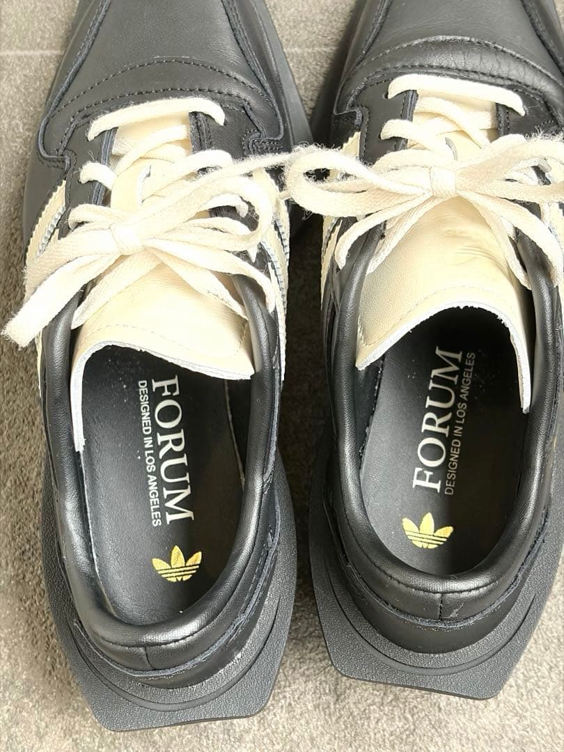 adidas FORUM SQ W 22.5cm US5.5 希少サイズ