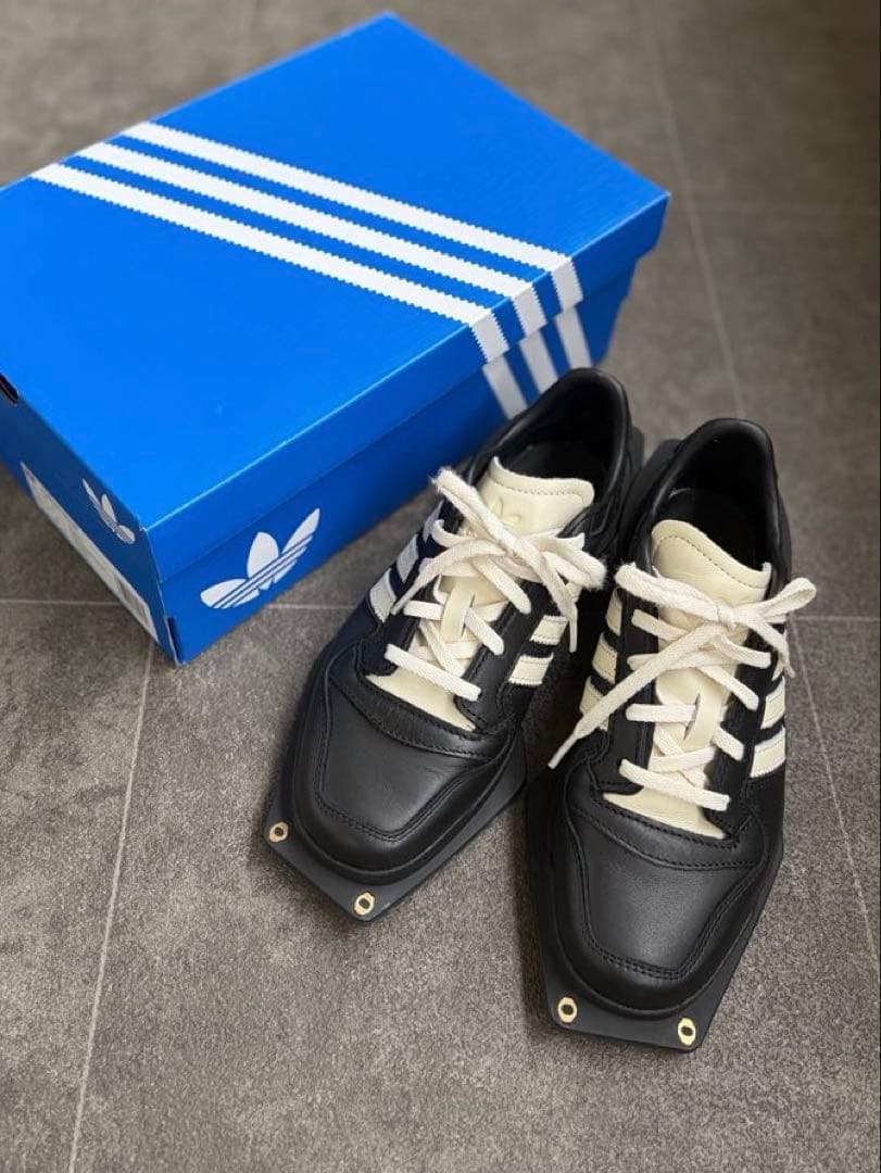 adidas FORUM SQ W 22.5cm US5.5 希少サイズ