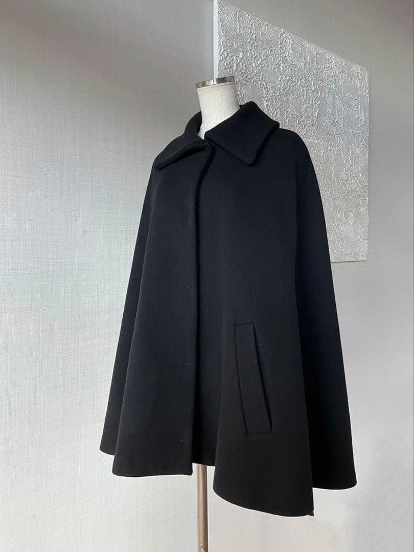 極美品☆定価¥276,100 エミリオ・プッチ ケープ ポンチョ I36