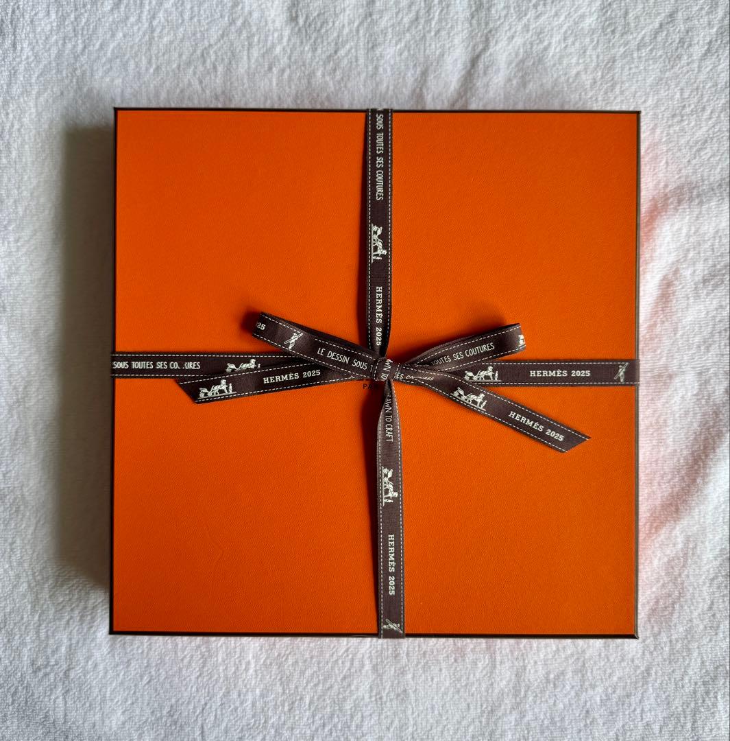 新品未使用 エルメス HERMES デザートプレート 〈カオルミ〉