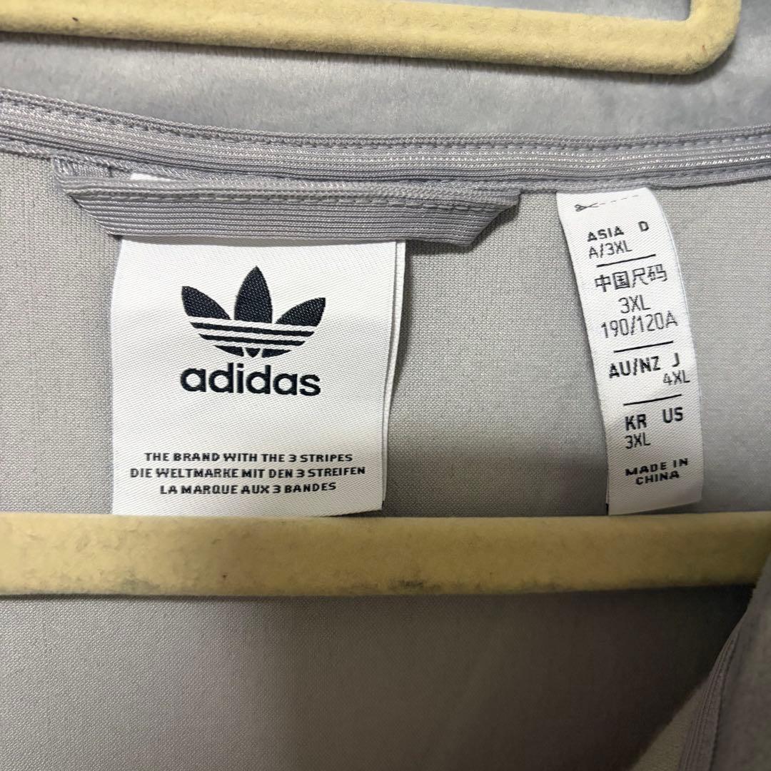 adidas originals ベロア　トラックトップス　ジャージ　グレー