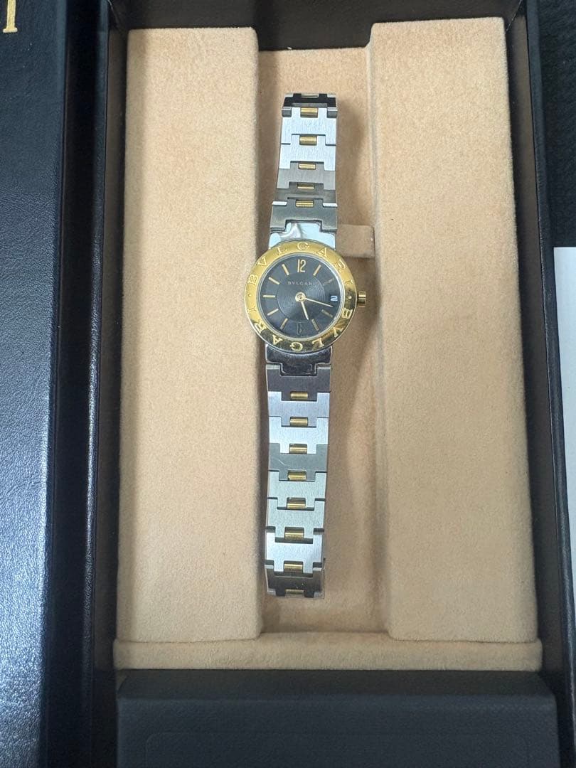 BVLGARI クォーツ 腕時計 ブラック/ゴールド中古 BB33SSL9030