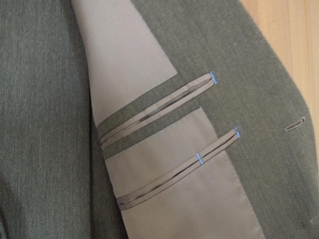 【tknchan】ビジネススーツ　ブランドTIZIANO　BE6 未使用品