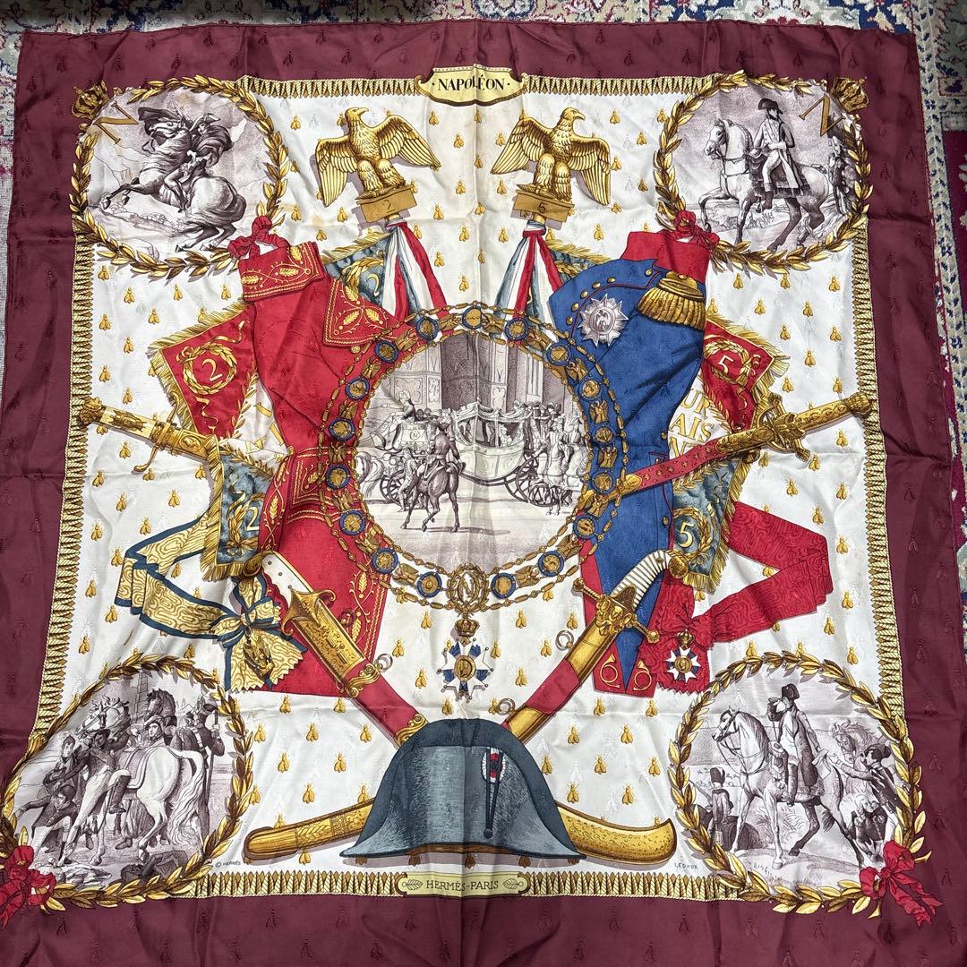 HERMÈS ナポレオン シルクスカーフ 90cm