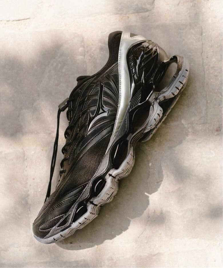 ミズノWAVE PROPHECY LS 別注MONOTONE CINEMA