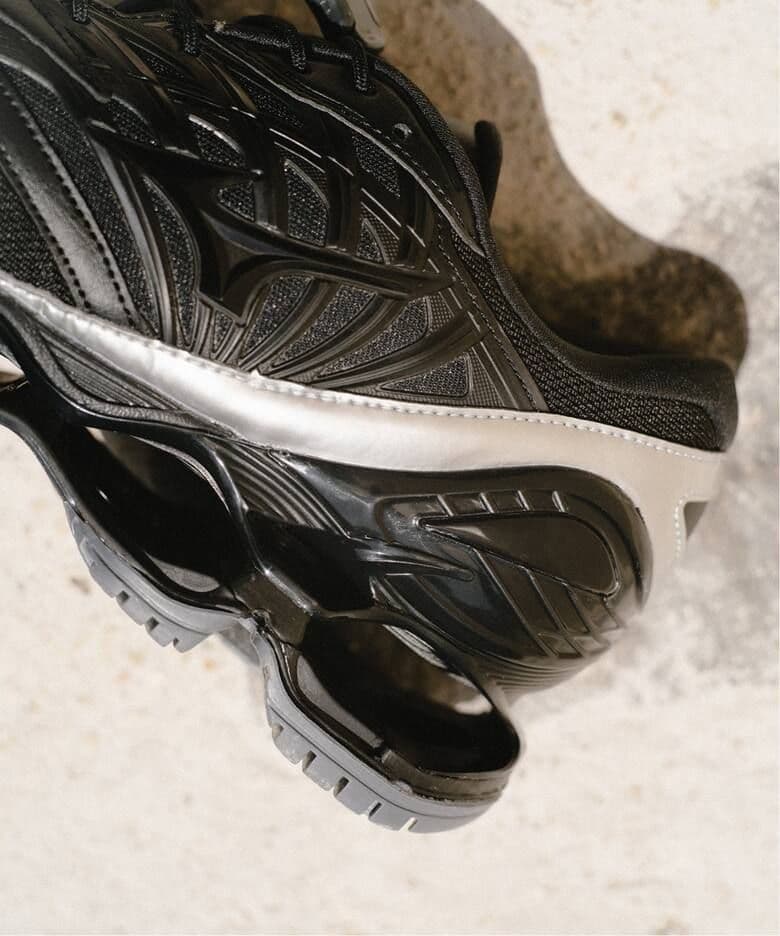 ミズノWAVE PROPHECY LS 別注MONOTONE CINEMA