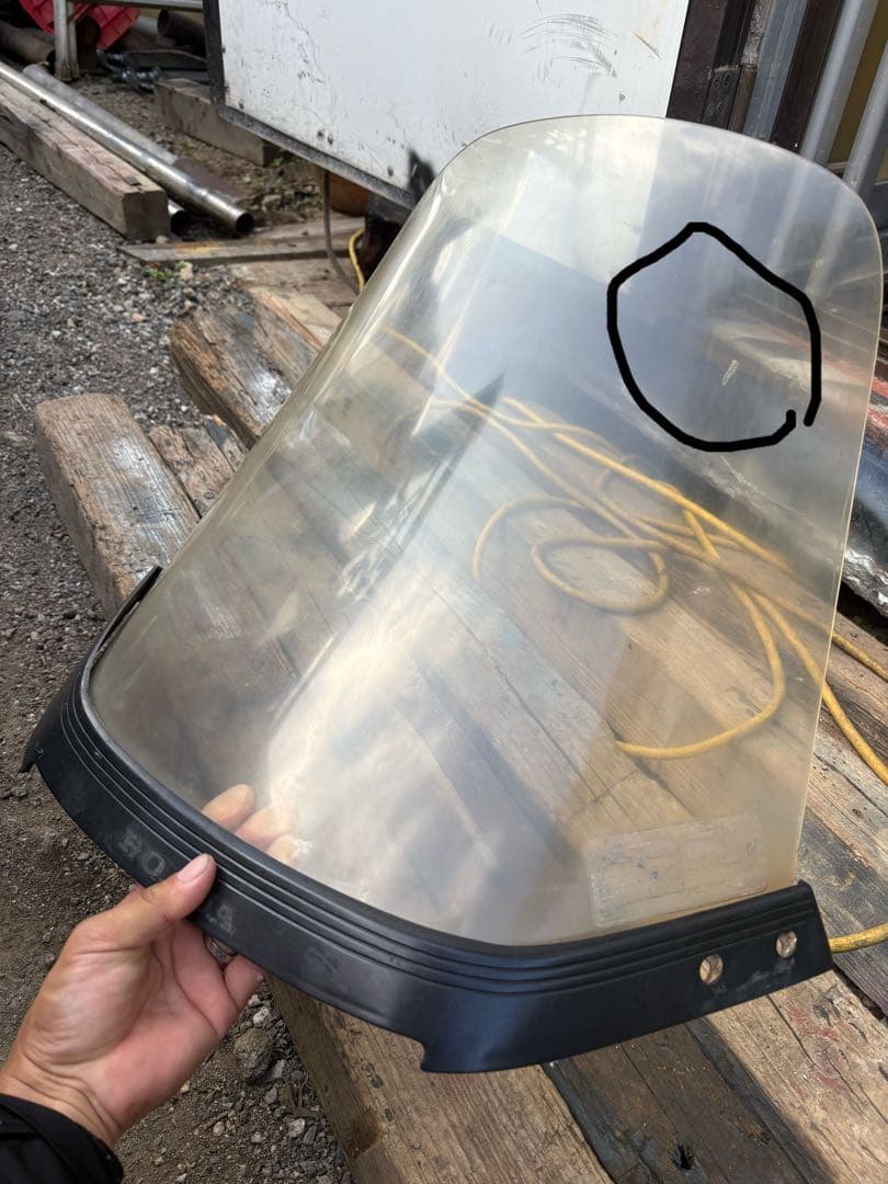 ホンダ　ヘリックス　純正　スクリーン　　フュージョンなどにも