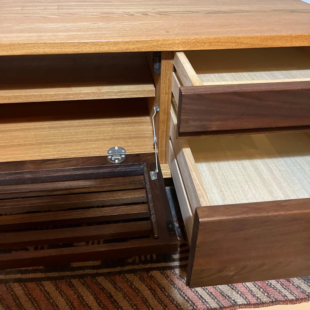 【美品】木製テレビボード モダンデザイン 125 北欧　無垢材