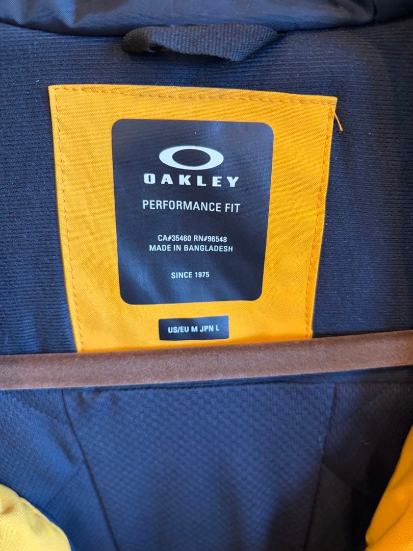 OAKLEY オークリー スキースノーボードジャケット　防水 防風