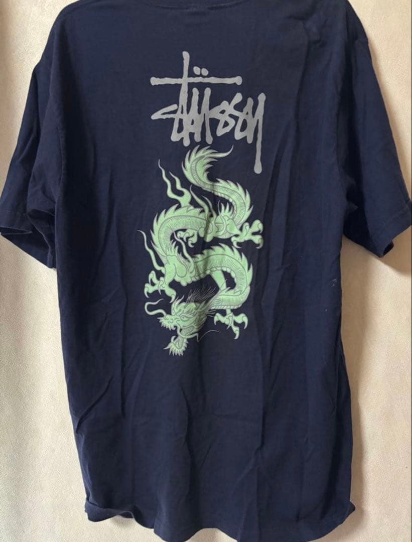 Stüssy ドラゴンプリント Tシャツ ネイビー