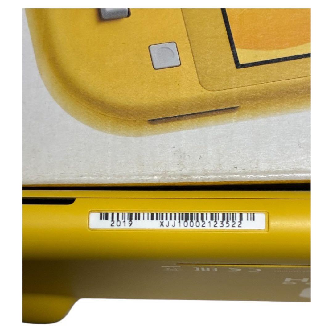 Switch Lite イエロー 外箱充電器セーフティーガイドSDカード付き