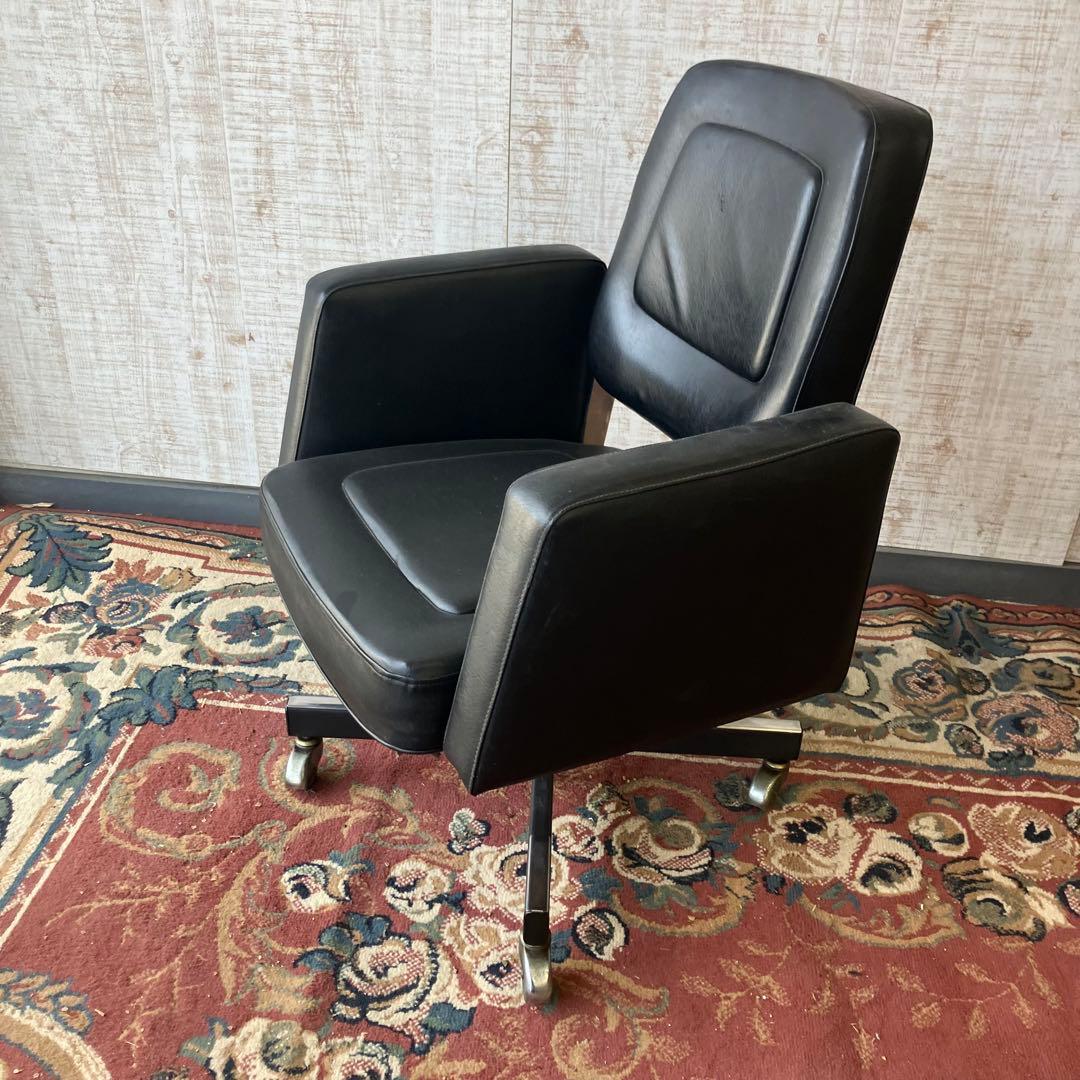 昭和レトロ オカムラ デューク 1000 回転式 アームチェア デスクチェア