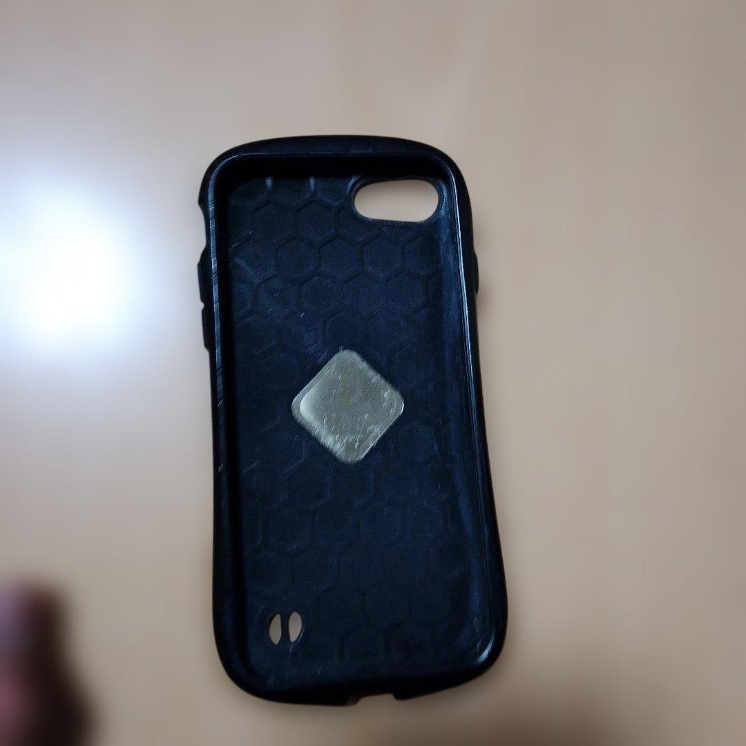 iPhone 8 黒 画面割れ ケース付き