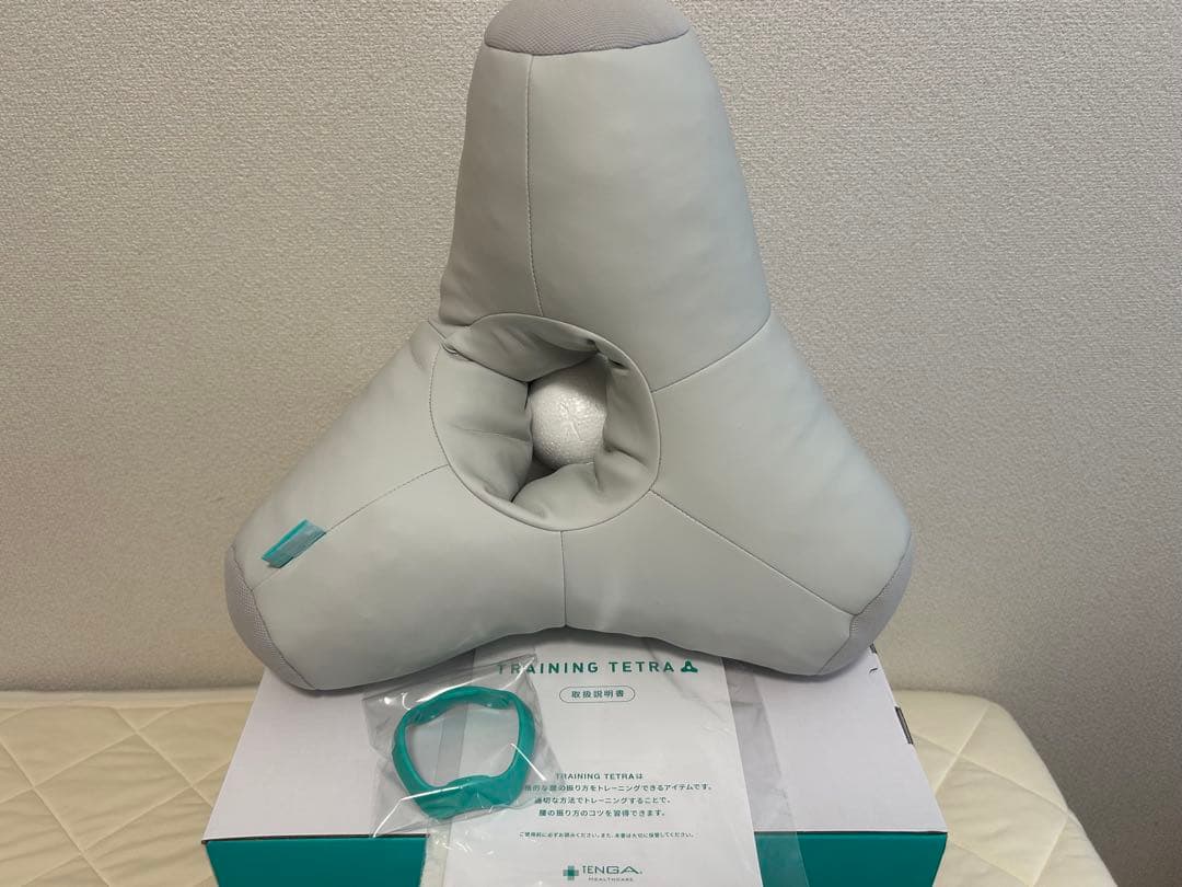 TRAINING TETRA テンガ　トレーニングテトラ クッション グレー