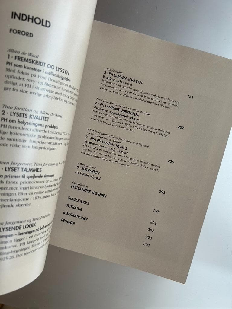 希少本 ルイス ポールセン 特大作品集 : Light Years Ahead