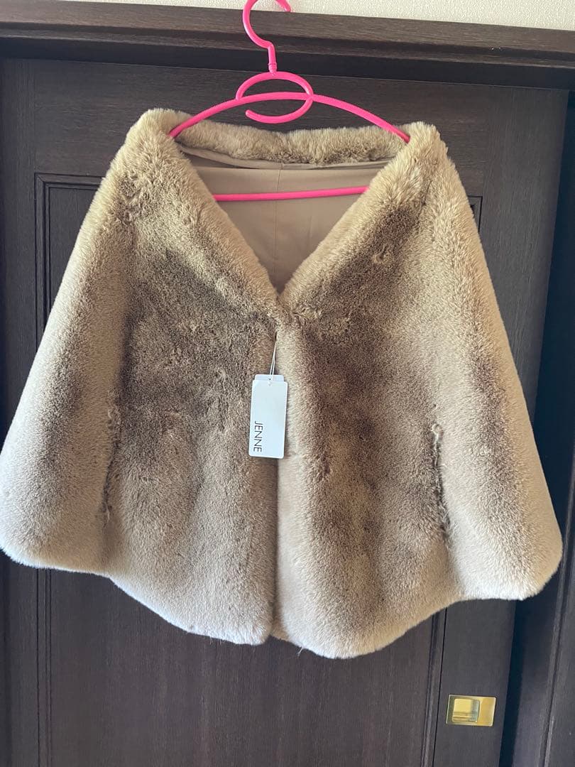 JENNE リッチボリュームファーケープ［新品未使用　タグ付］