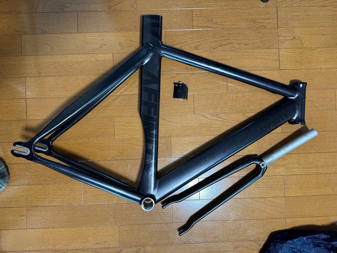 AFFINITY CYCLES KISSENA ピスト フレーム
