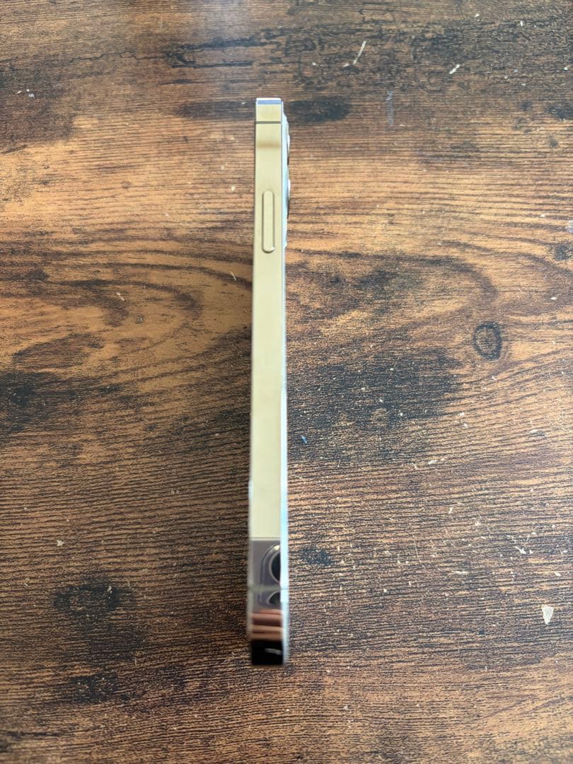 iPhone12pro ゴールド　本体