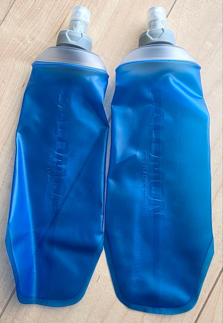 SALOMON ACTIVE SKIN 8 ブラック フラスク2本付き(未使用)