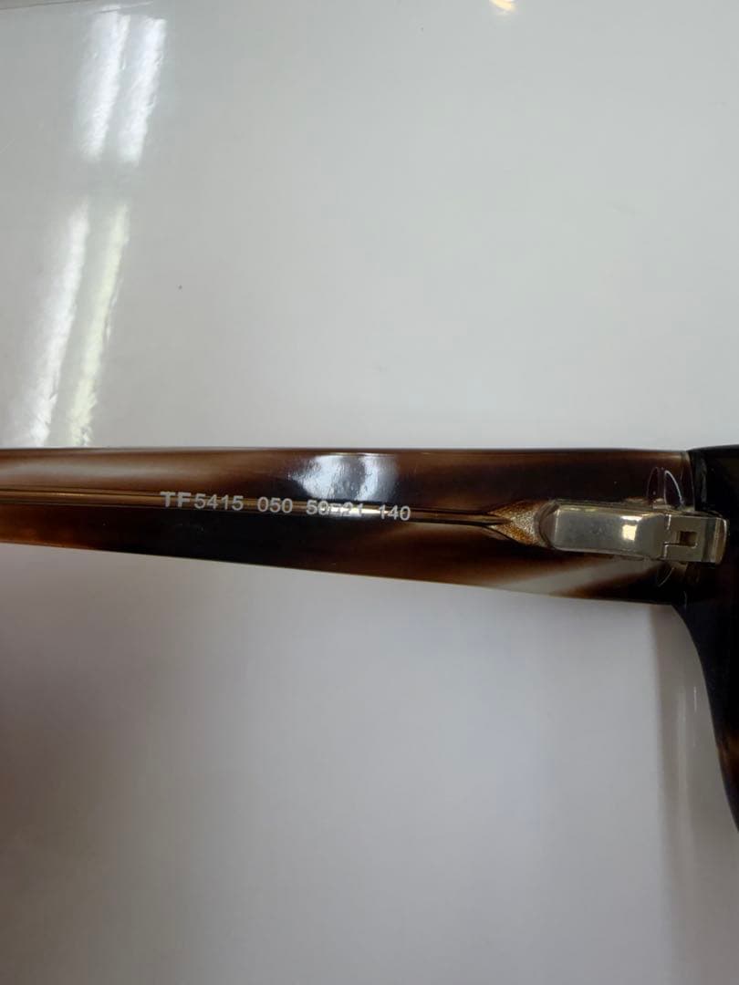 は*ズ様 m*m様 TOM FORD TF5415 050 ライトグレー サング