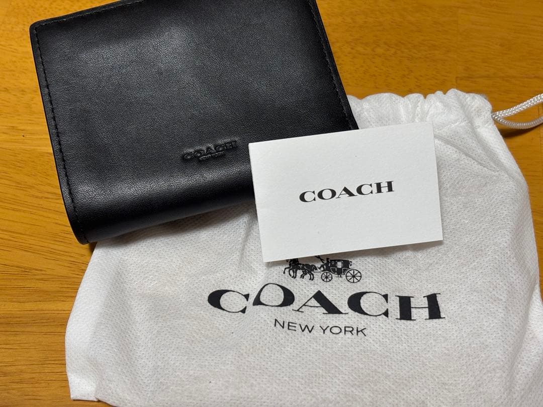 【新品•値下げ可】COACH 二つ折り財布 ブラウン/ブラック
