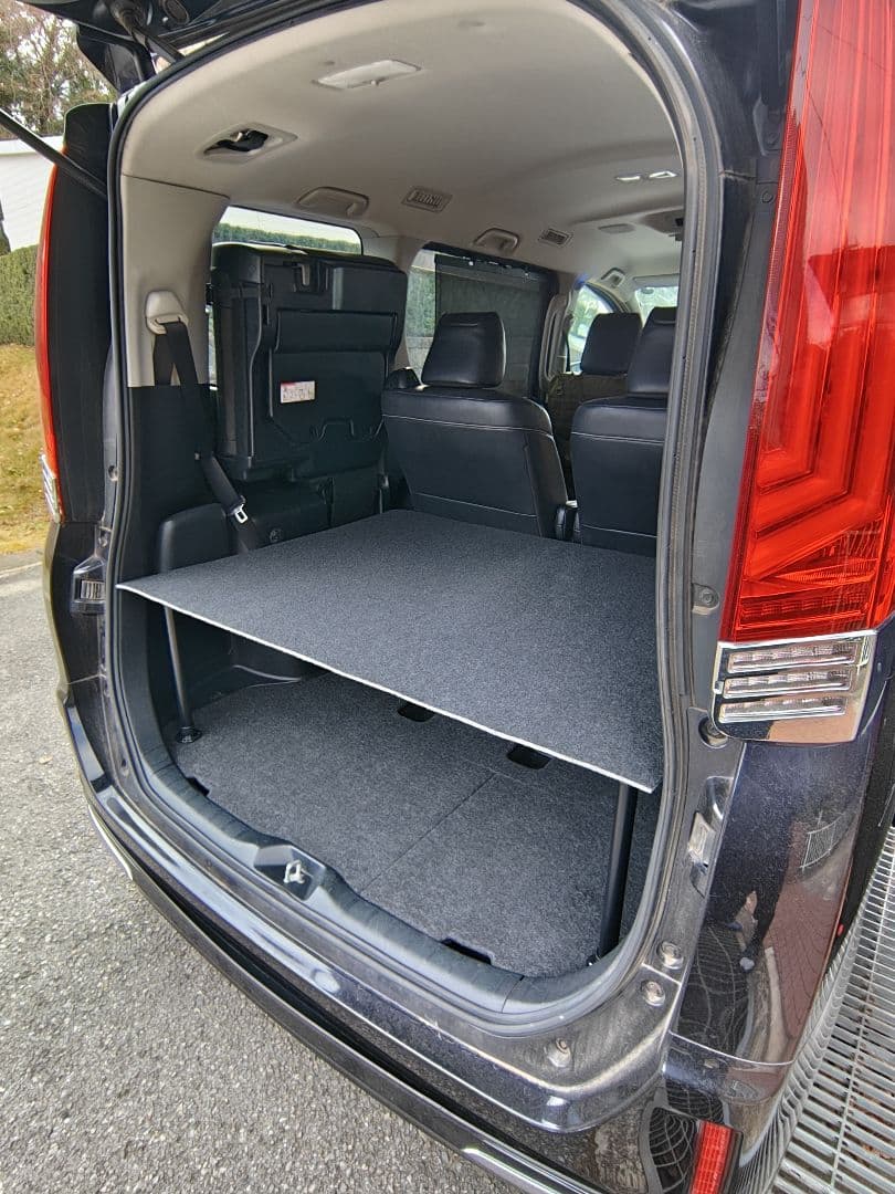 マットつき 80系　ヴォクシー、ノア、エスクァイア　収納　ベッドキット　車中泊