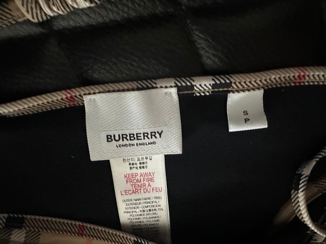 Burberry 水着　ビキニ