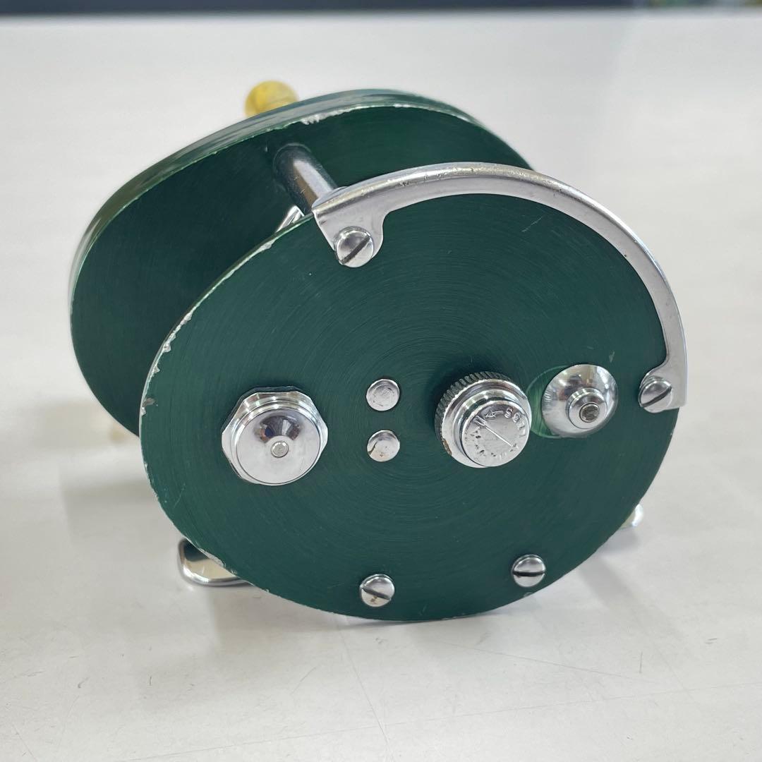 リール Shakespeare 1973D Sportcast MODEL FK