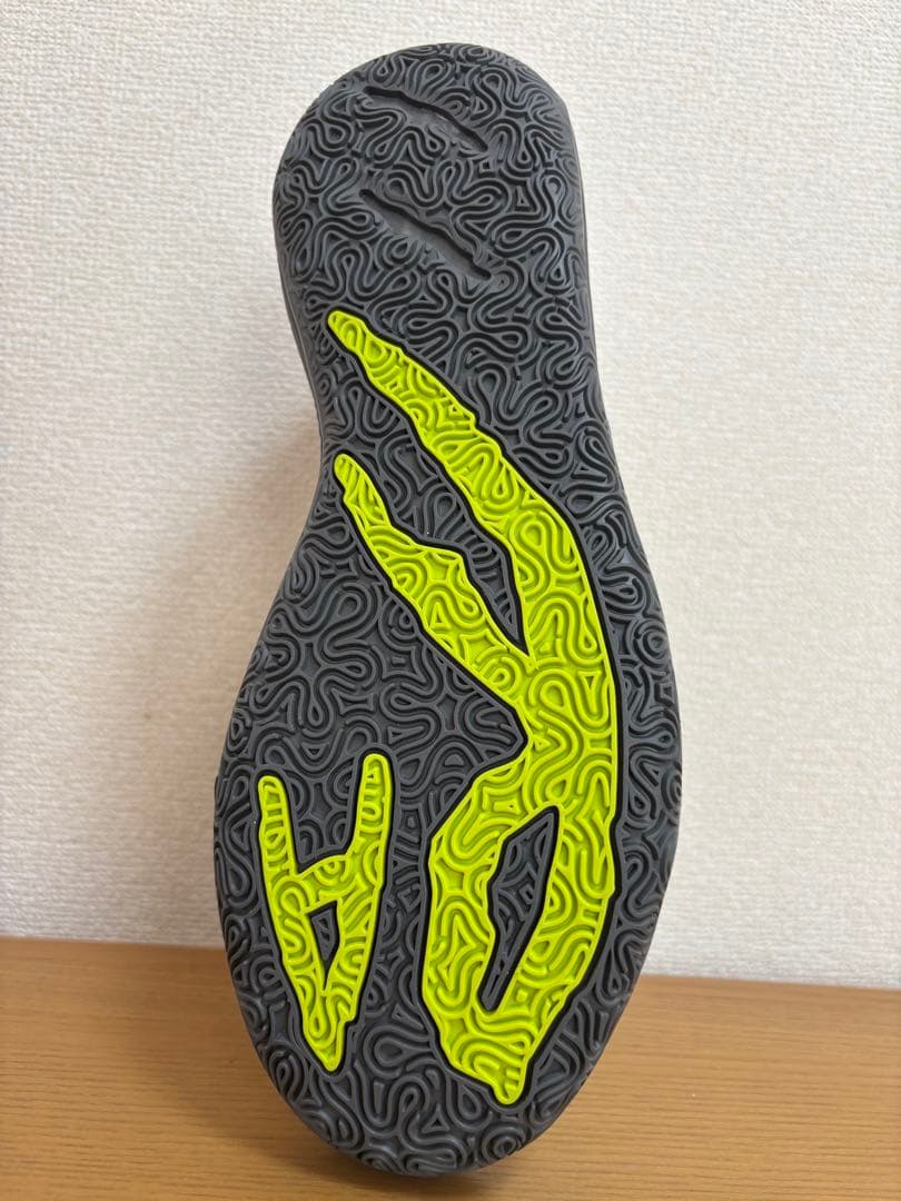 Puma バスケットボールシューズ ラメロボールMB.03 グレー/イエロー