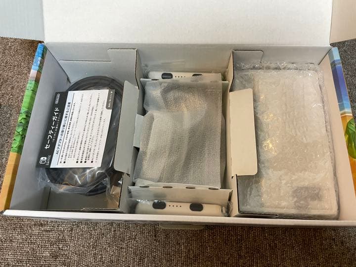 Nintendo Switch あつまれ どうぶつの森セット　本体同梱版