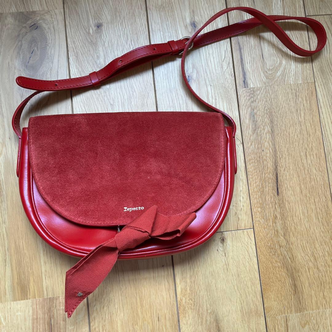 【美品】repetto 赤 ショルダーバッグ