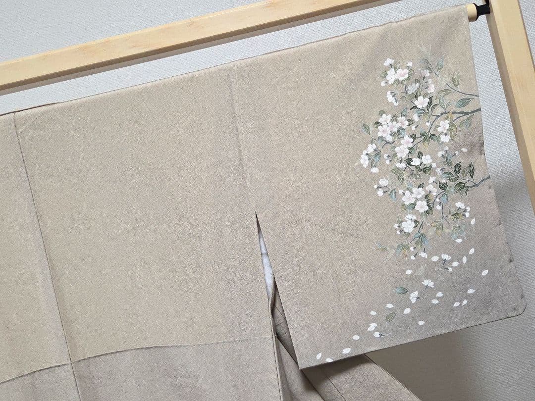 B 美品 手描き友禅染め 桜の花模様 縮緬 袷 正絹 訪問着 着物 53