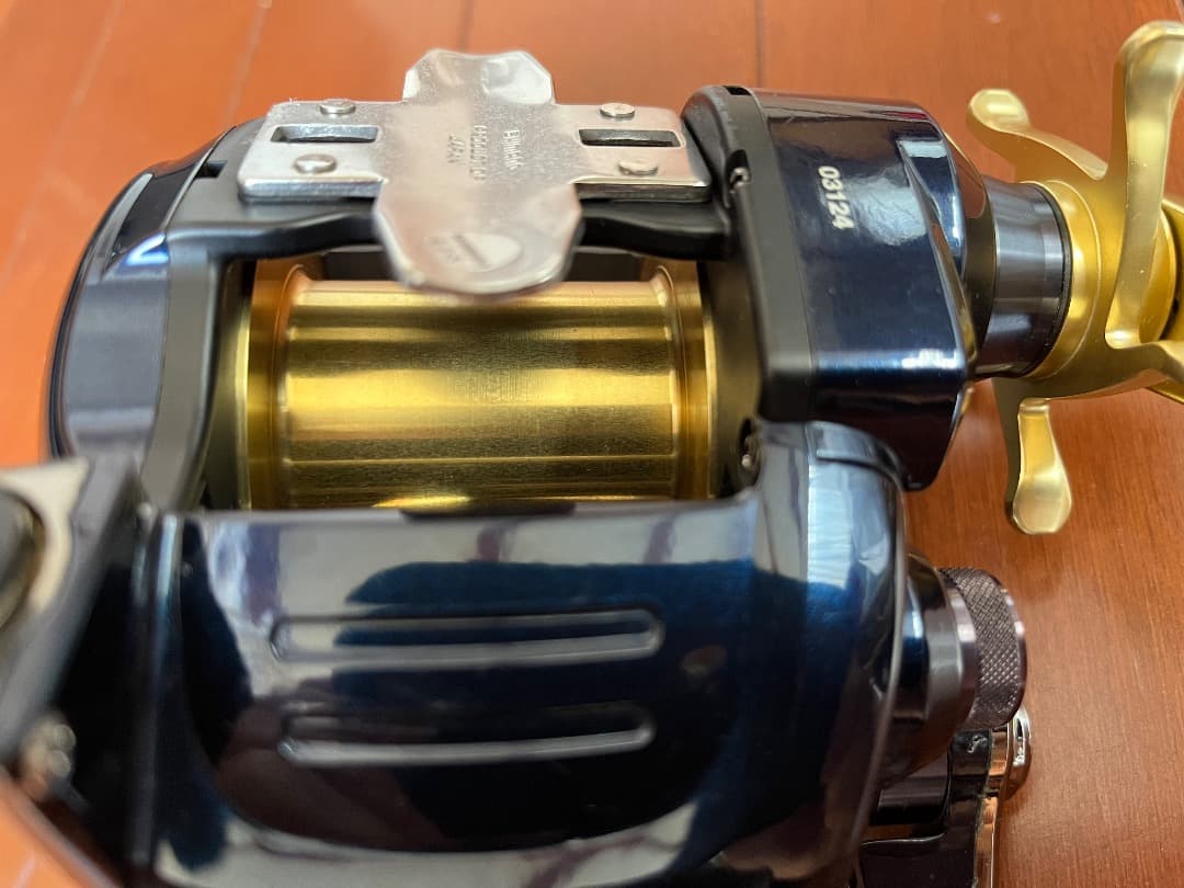 SHIMANO 13ビーストマスター 3000（ジャンク品）