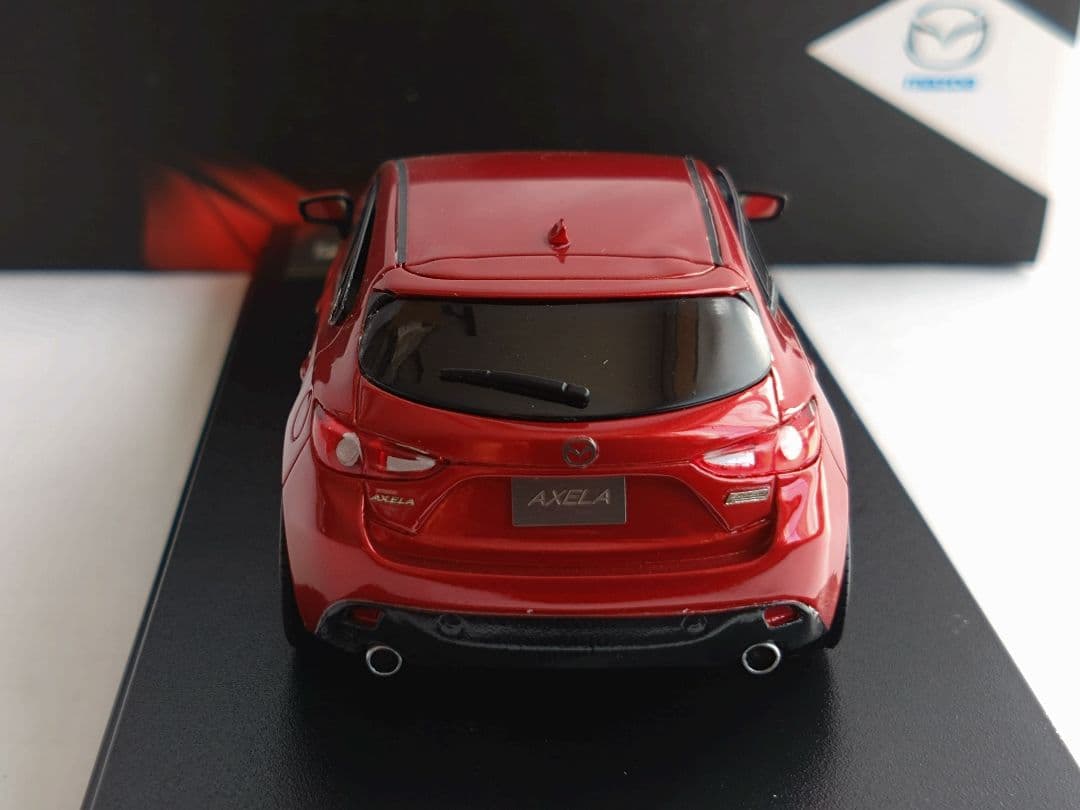 マツダ/Mazda アクセラ 1/43 赤