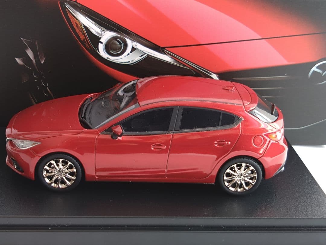 マツダ/Mazda アクセラ 1/43 赤