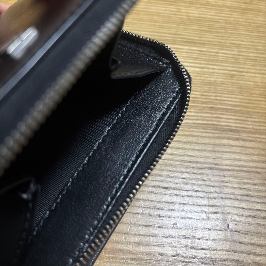 GIVENCHY ブラック 二つ折り財布