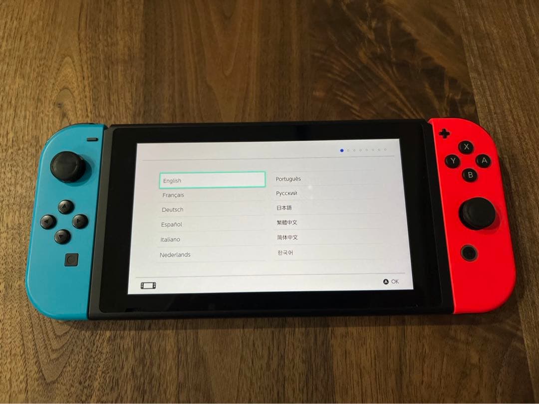 Nintendo Switch 本体 青/赤 Joy-Con 付属品あり
