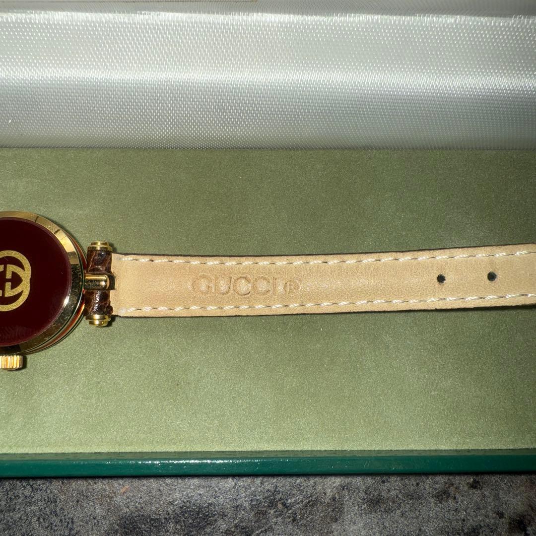 【美品】GUCCI クォーツ腕時計 ブラウンレザー シェリーライン 2000L