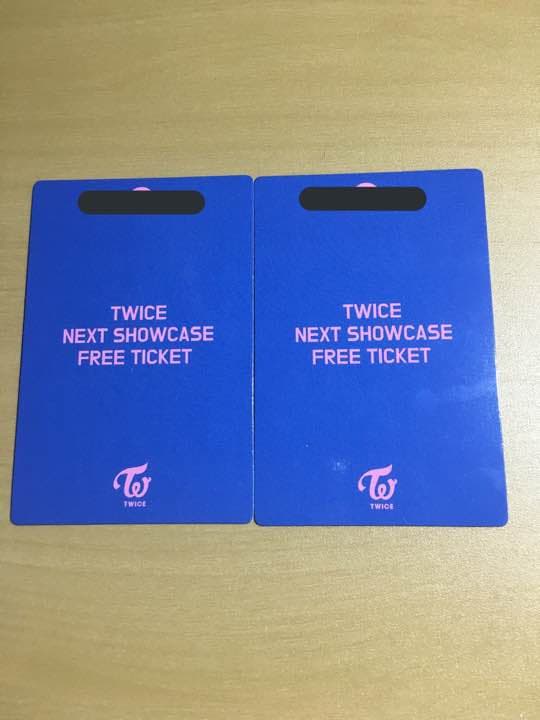 TWICEスペシャルチケットショーケース