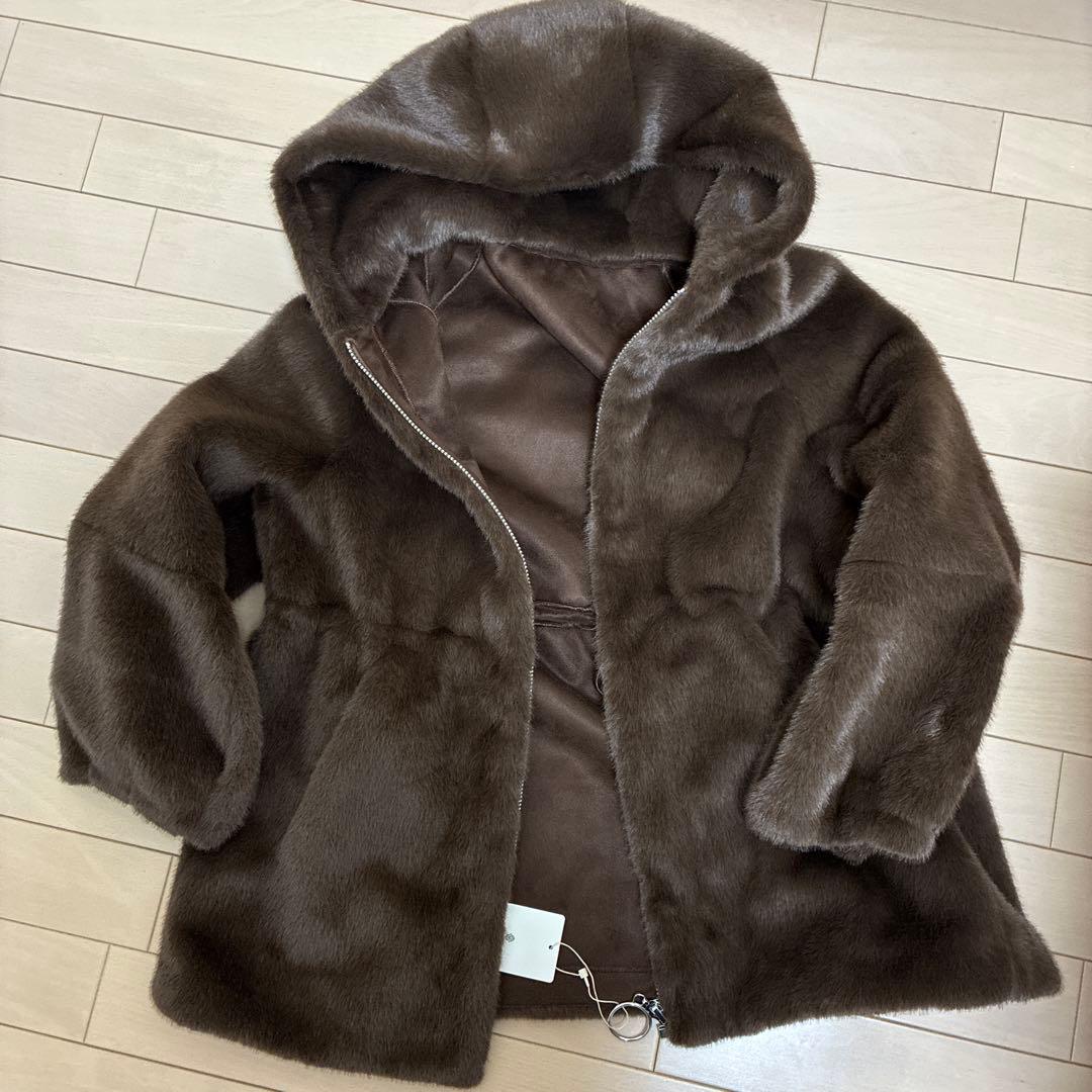 福袋　ブージュルード　フェイクファーコート