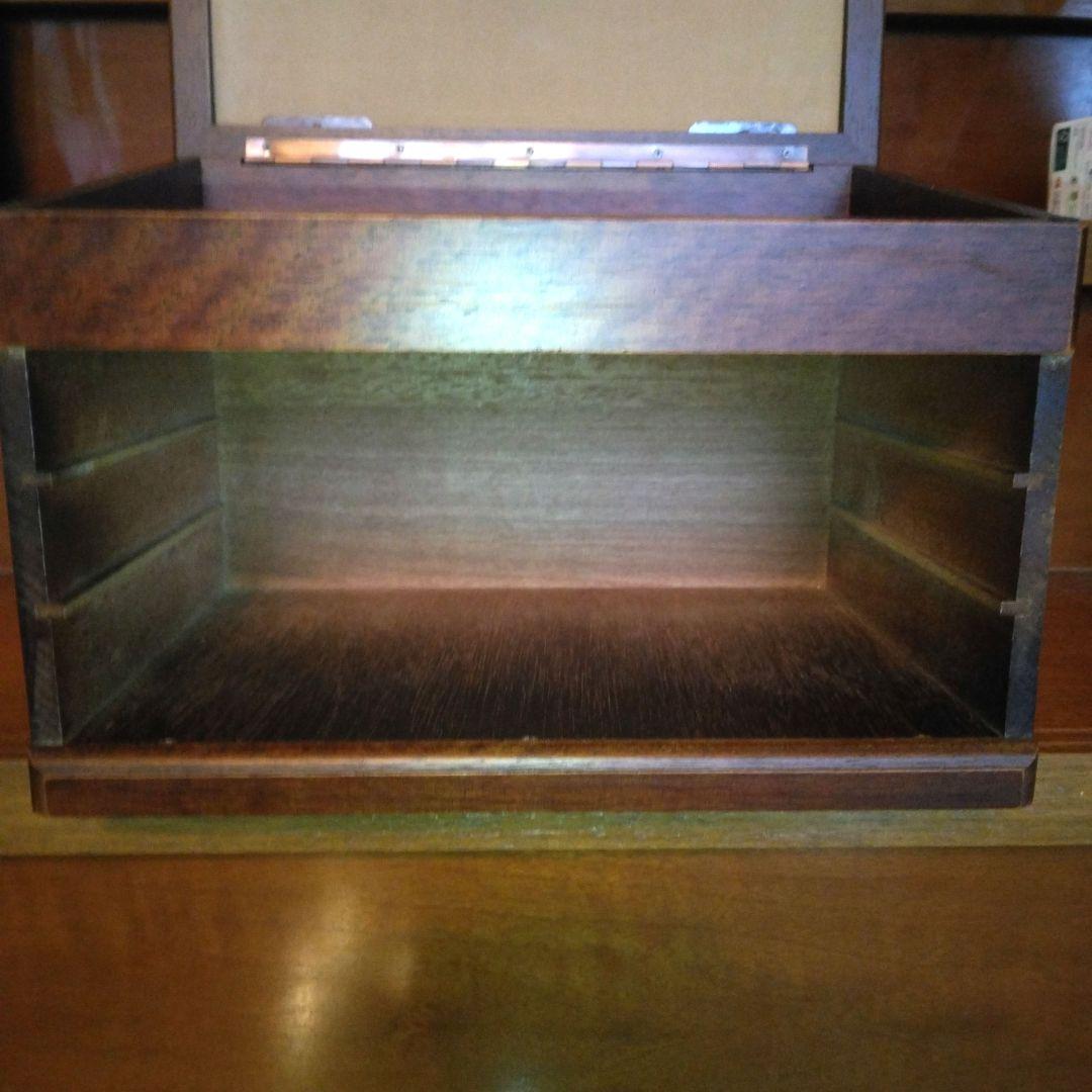 木工芸品・ジュエリーボックス・宝石箱・宝飾品入れ・貴重品入れ・小物入れ・刺繍