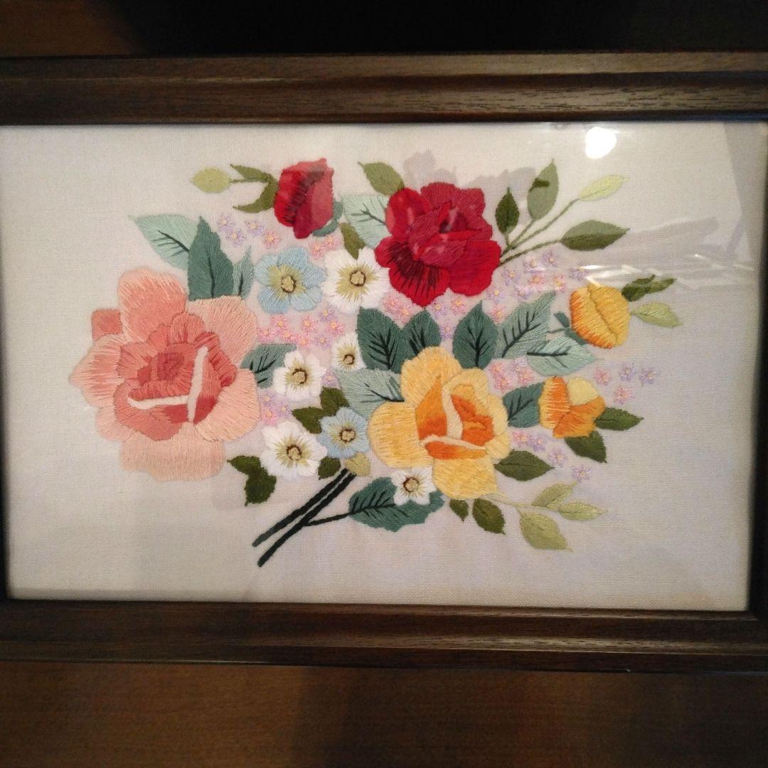 木工芸品・ジュエリーボックス・宝石箱・宝飾品入れ・貴重品入れ・小物入れ・刺繍